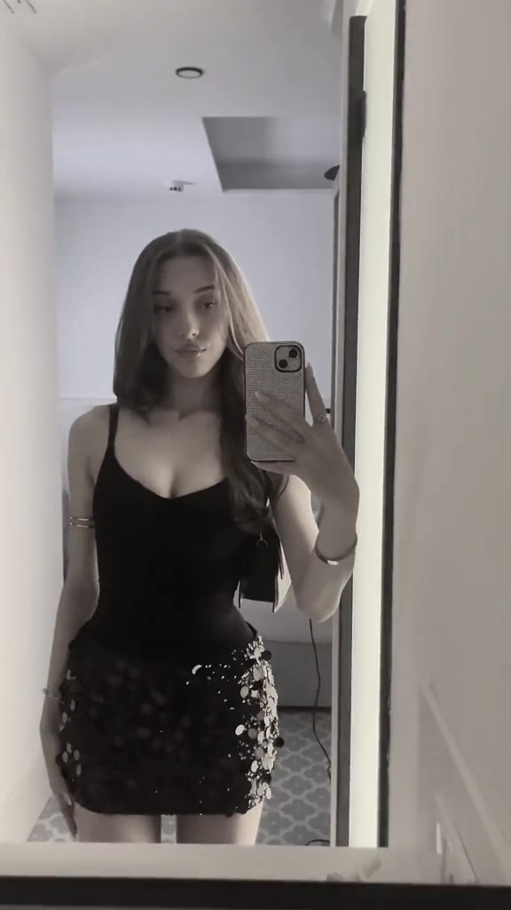 @𝐸