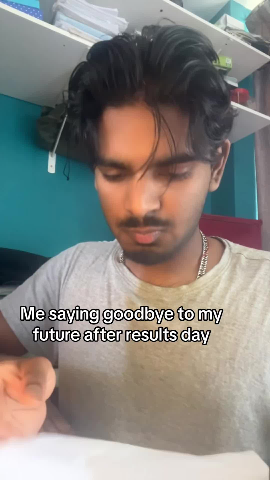 @Shugzz