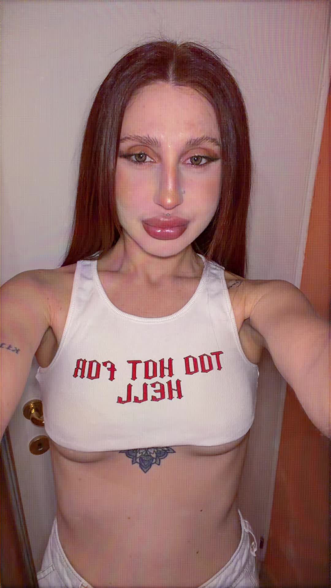 @Rosy Marie