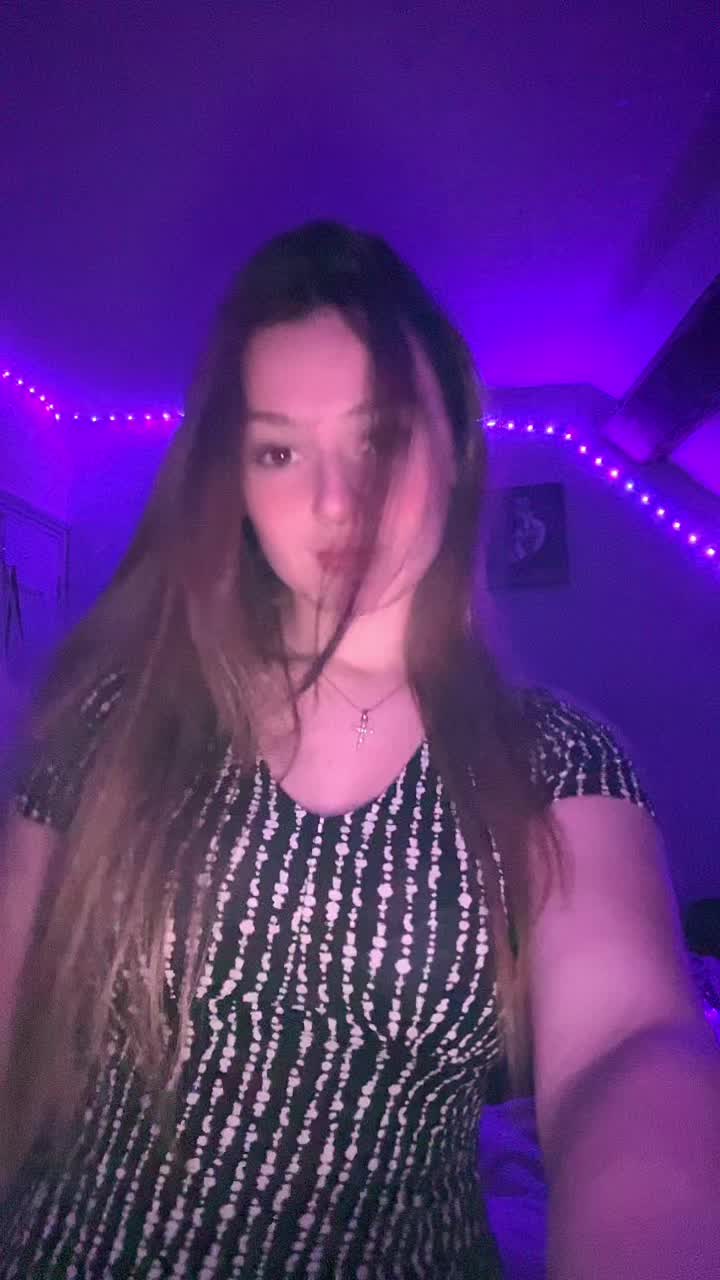 @๐๐๐ง๐ 9¾