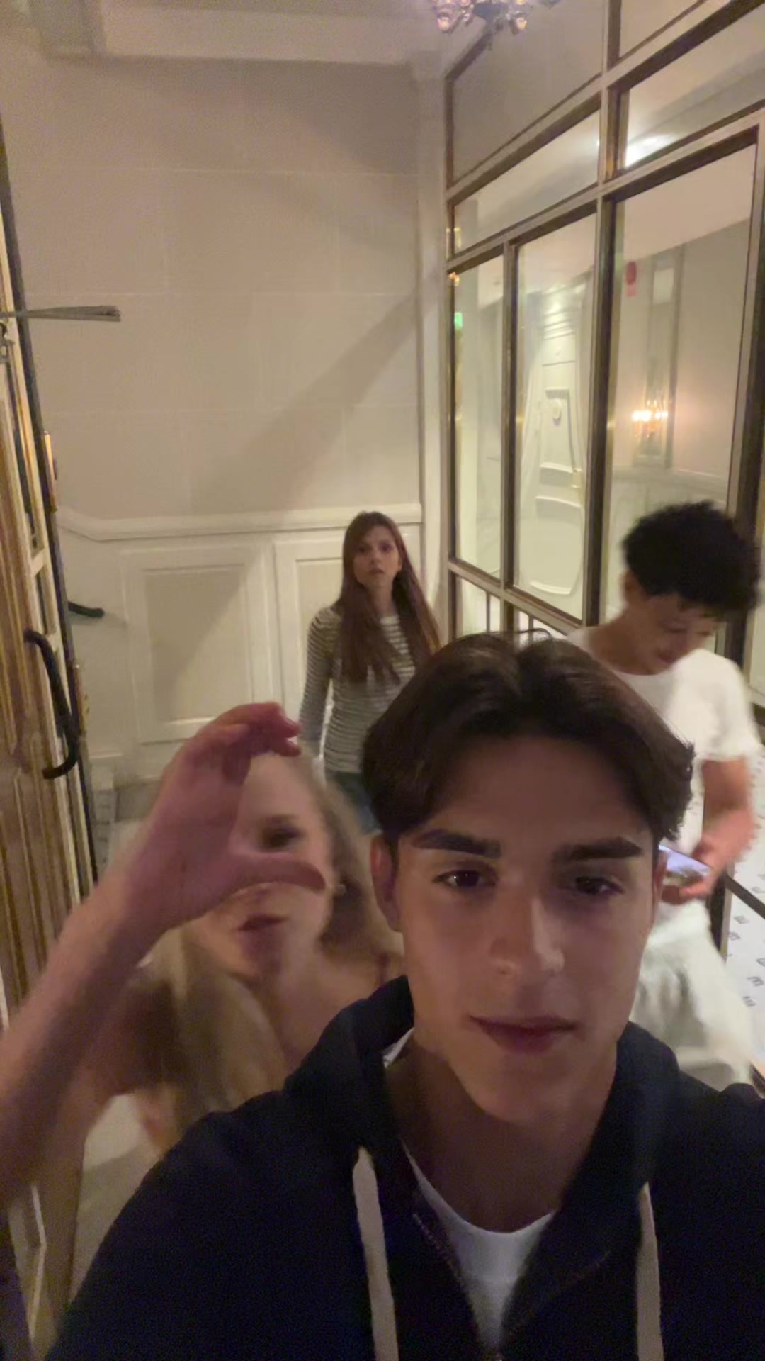 @H4J3M🧬