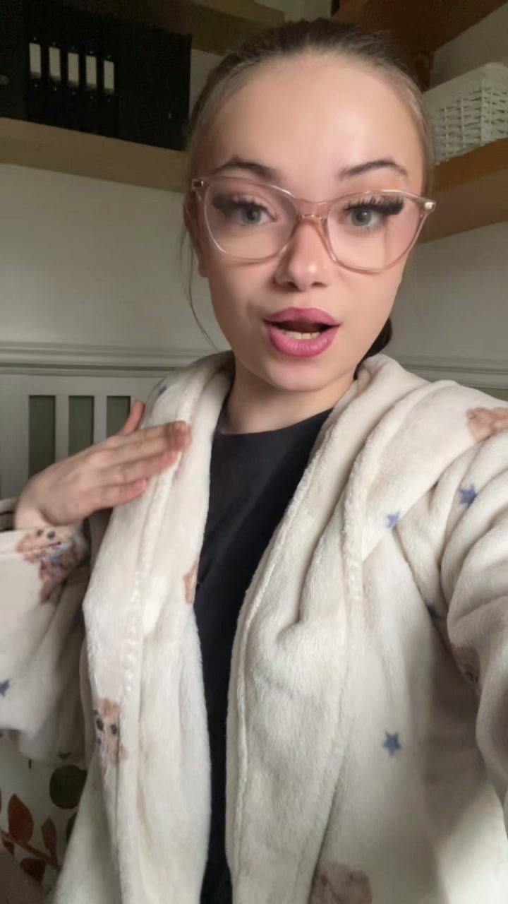 @yaneena