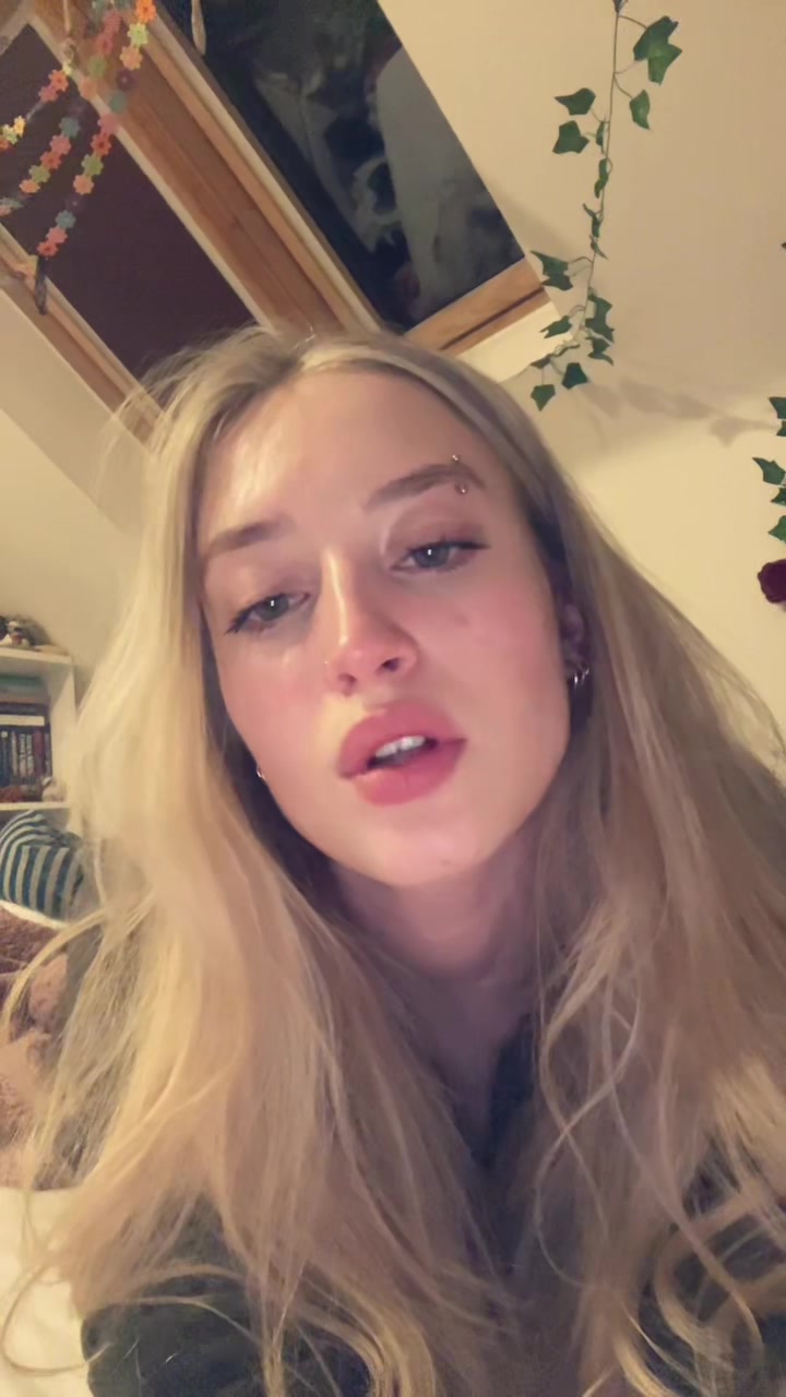 @Faye