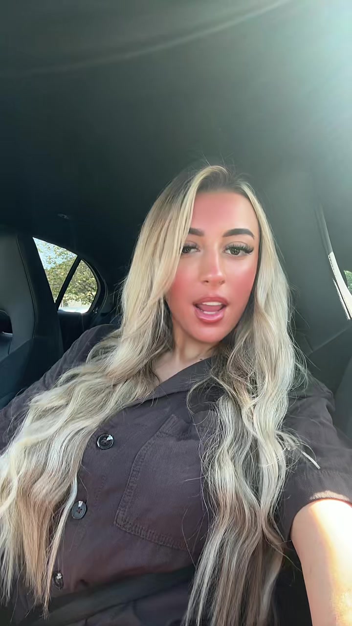 @leiamoorex