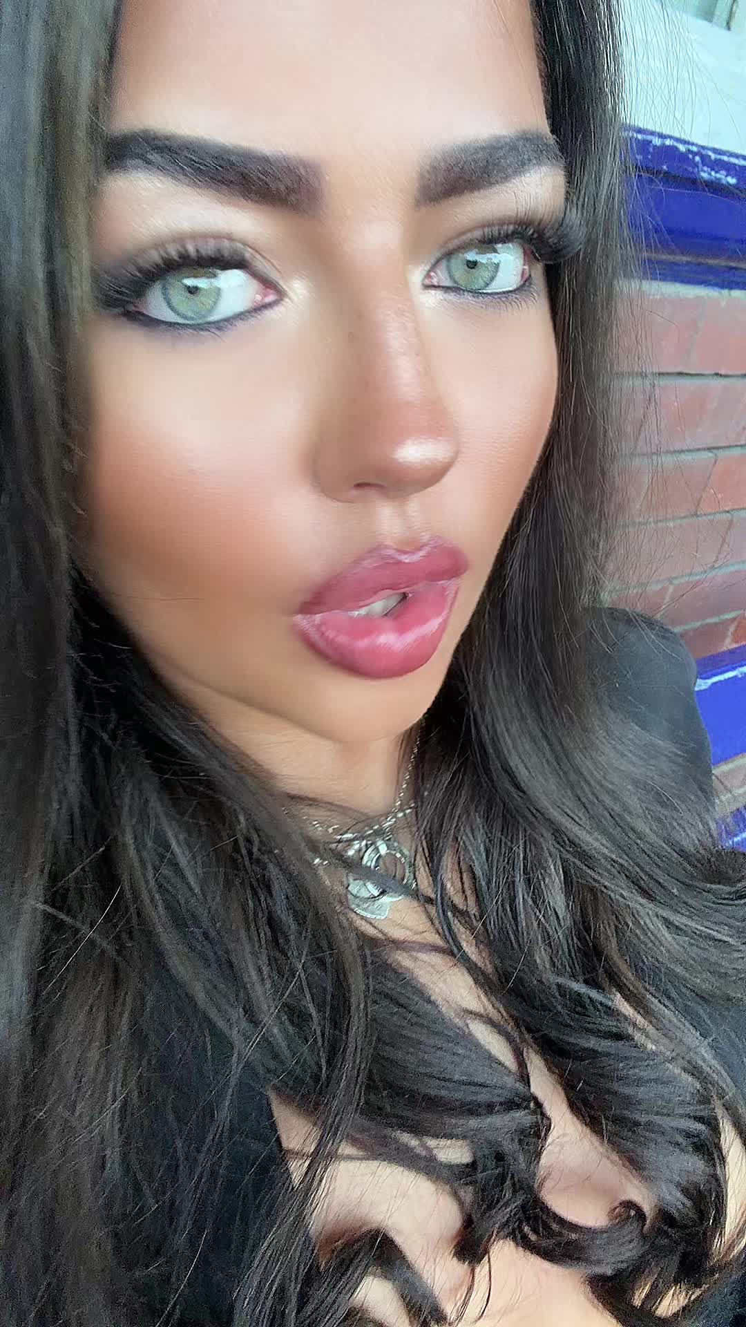 @senoritaaaaws0me