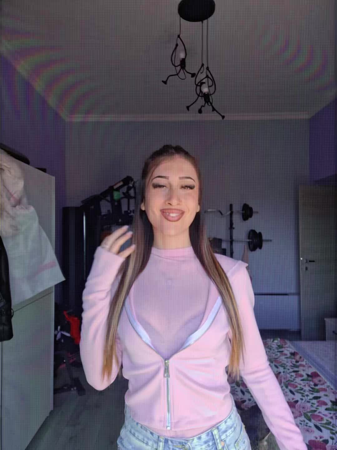 @𝑨𝑳💋