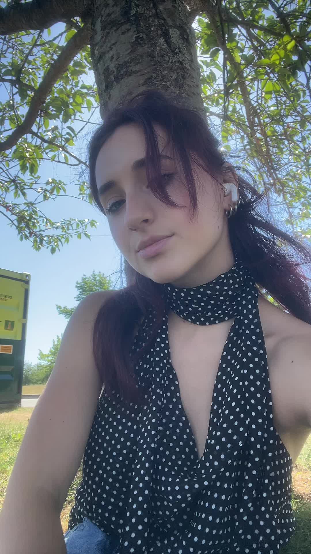 @rachilles_