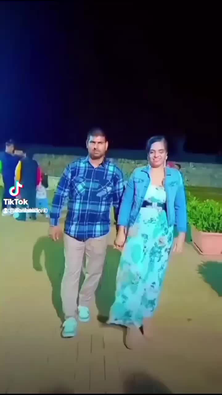 @banidhillon0