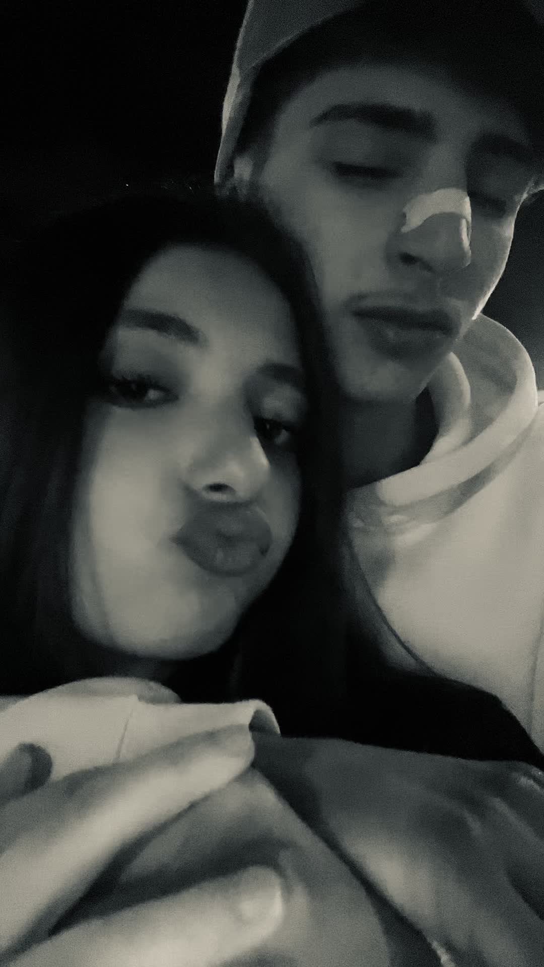 @𝟏𝟕🌟