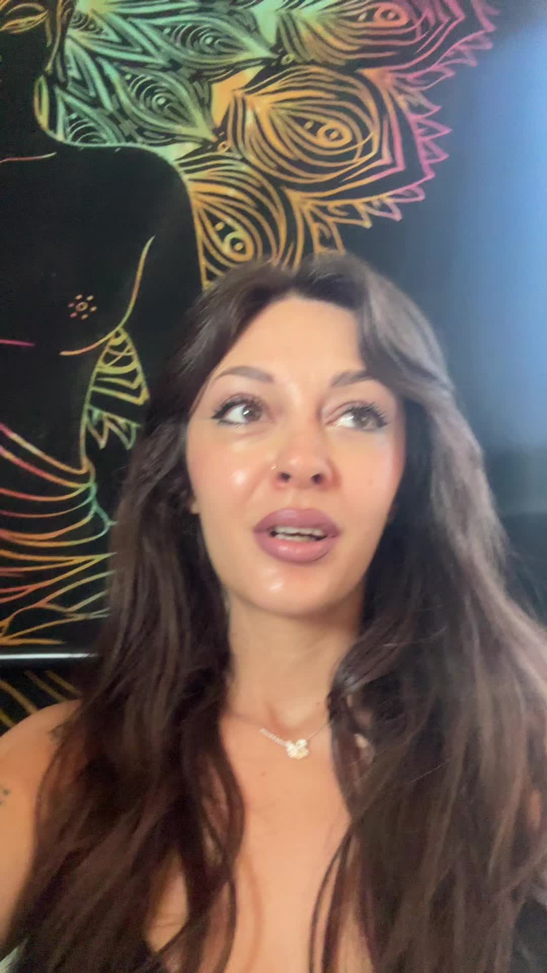 @The_hopeee