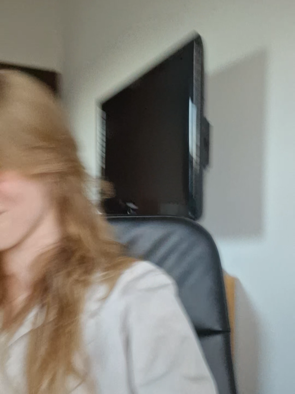 @Vick𖣂