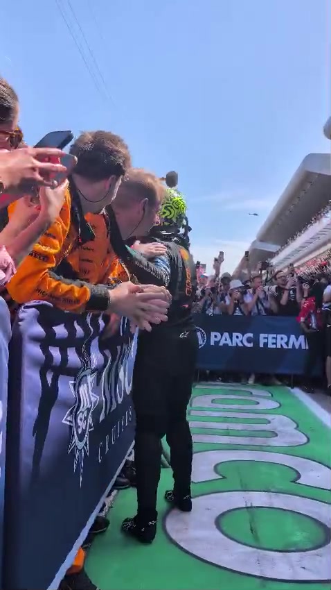 @McLaren Mastercard F1 Team 🧡