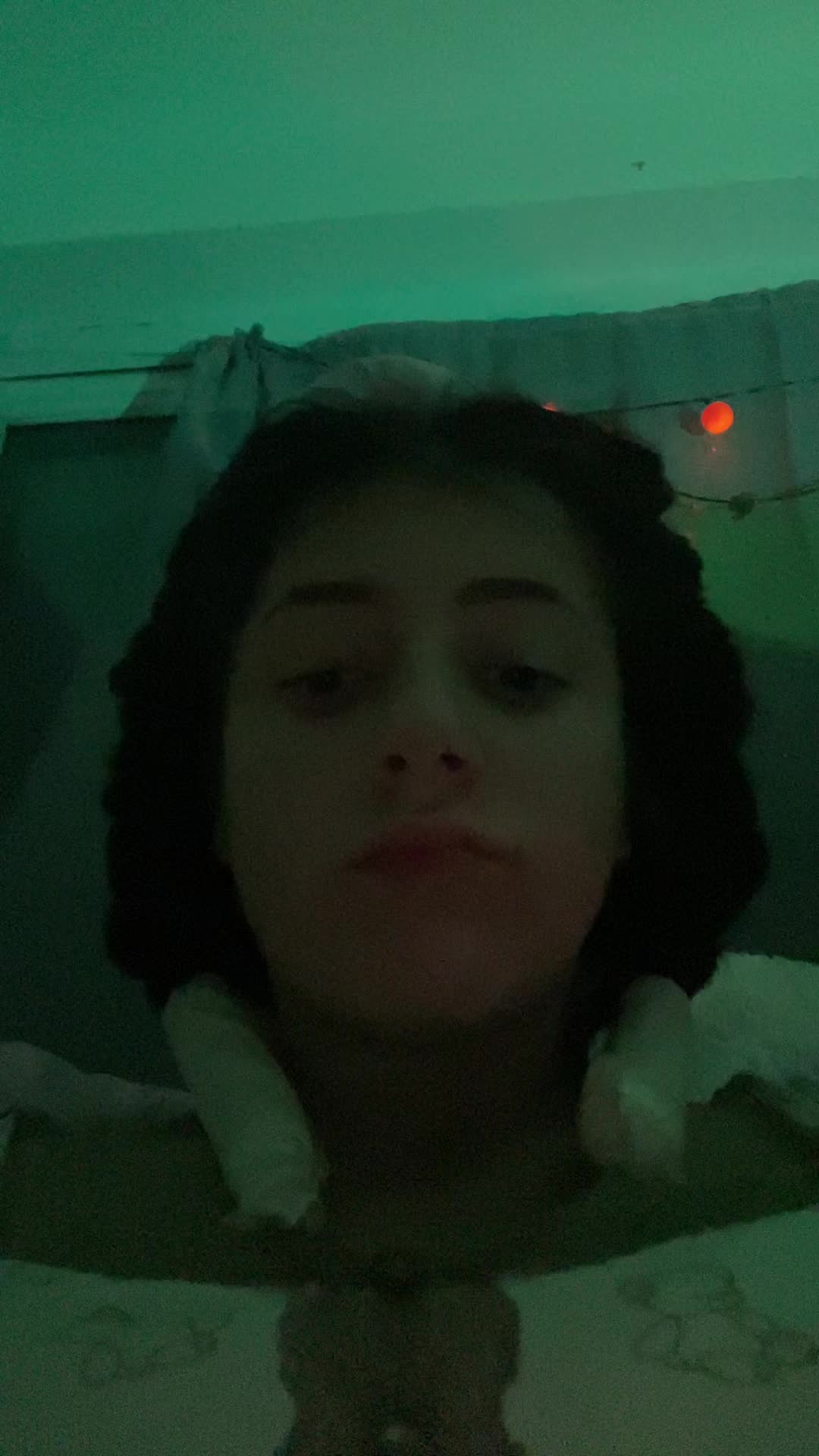@️