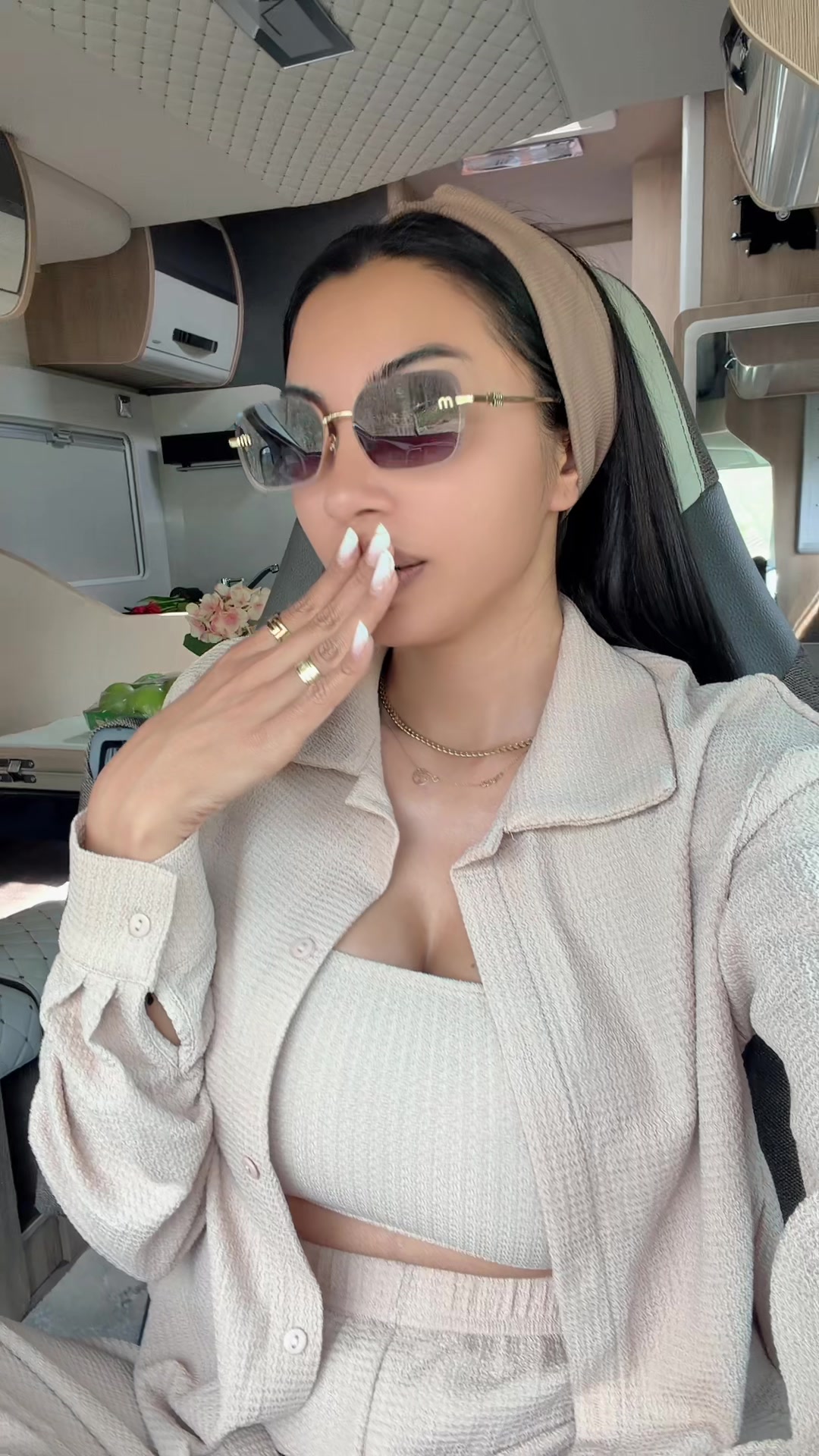 @Adriana Zidaru