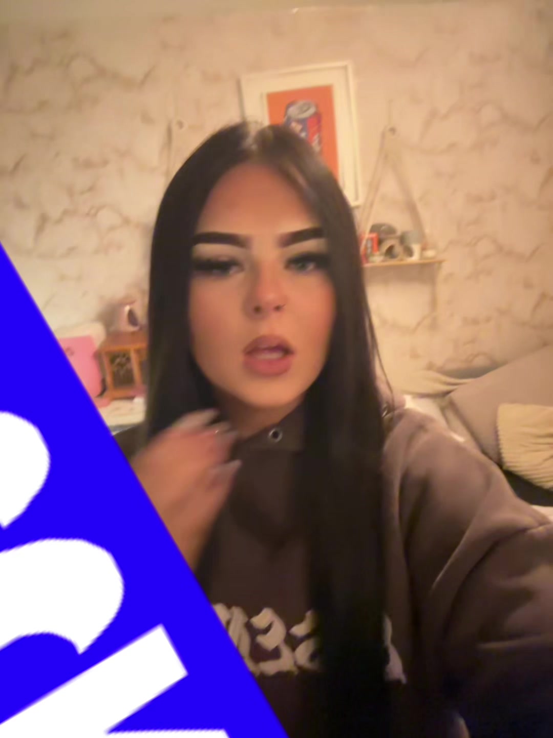@Liv.priv