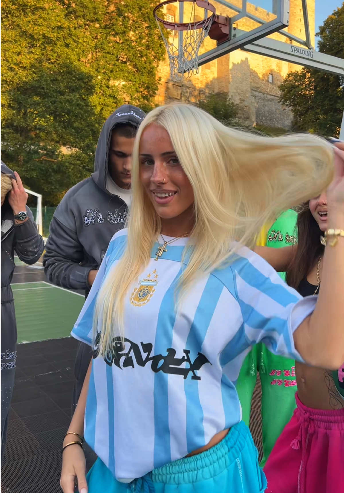 @iceeskies.com