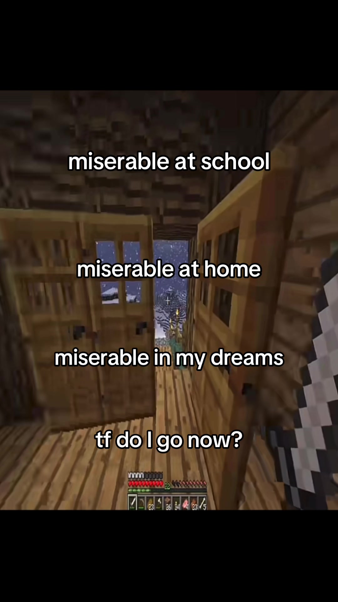 @⃟