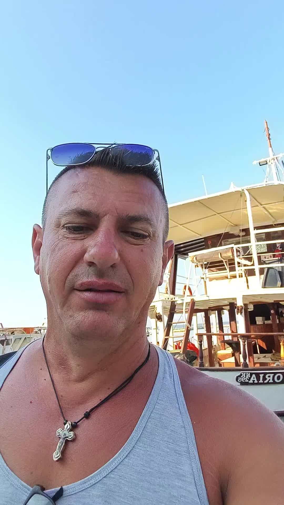 @Văru Nik