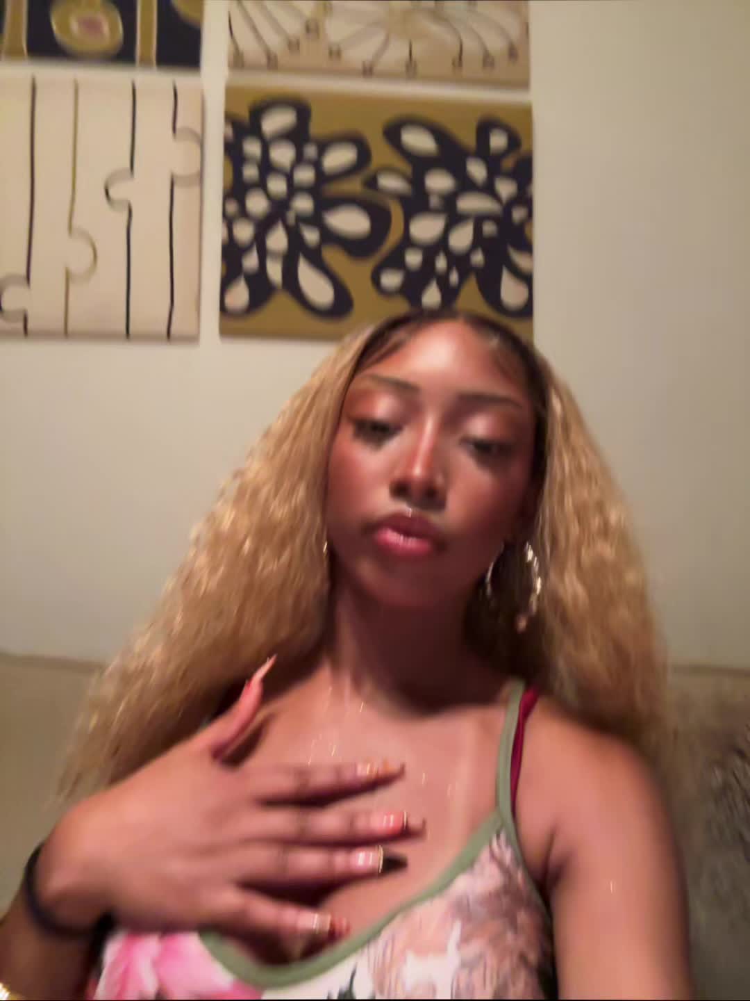 @𝐧𝐚𝐧𝐚