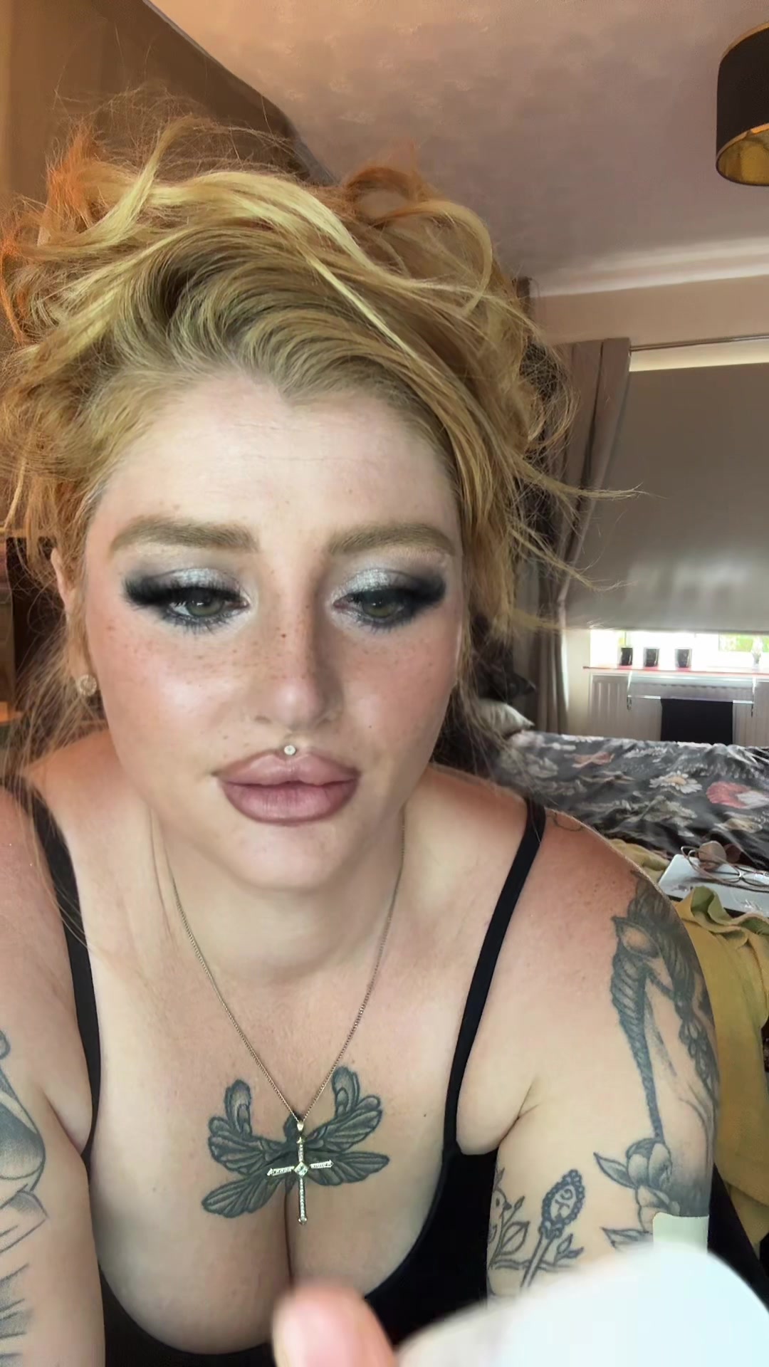 @🤦🏼&zwj;♀️