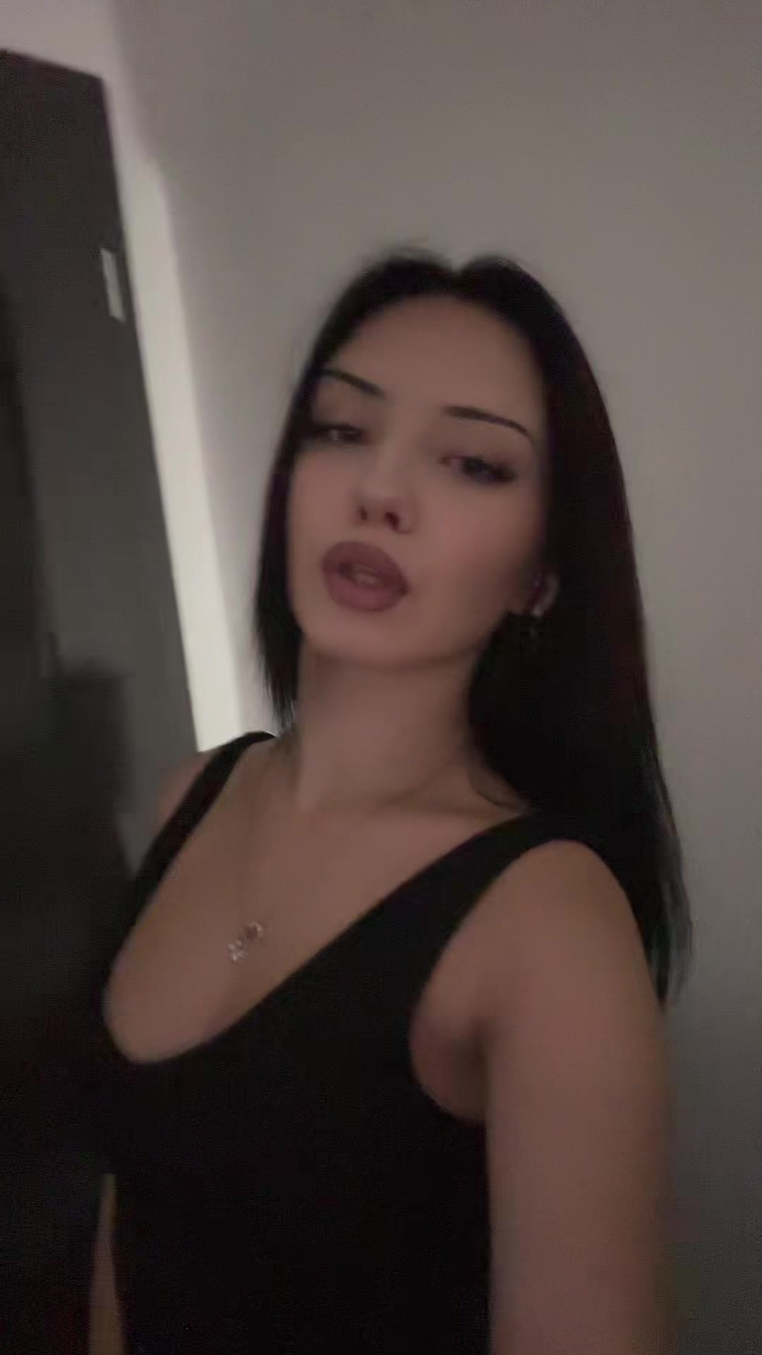 @victoria