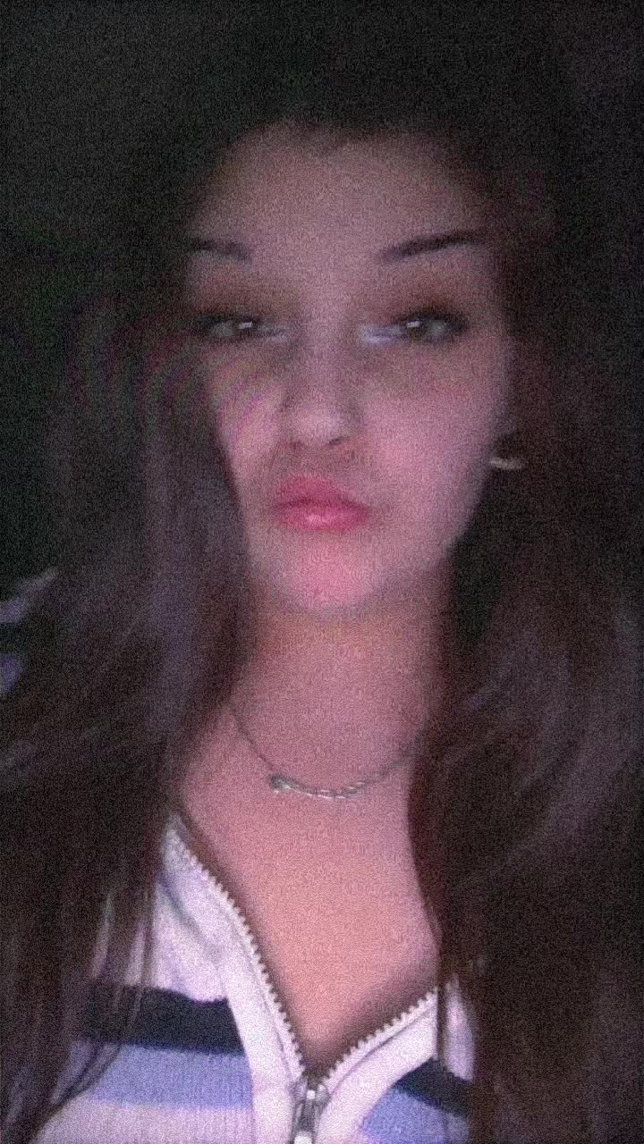 @Brenda🤭💋🥱🤍🤍