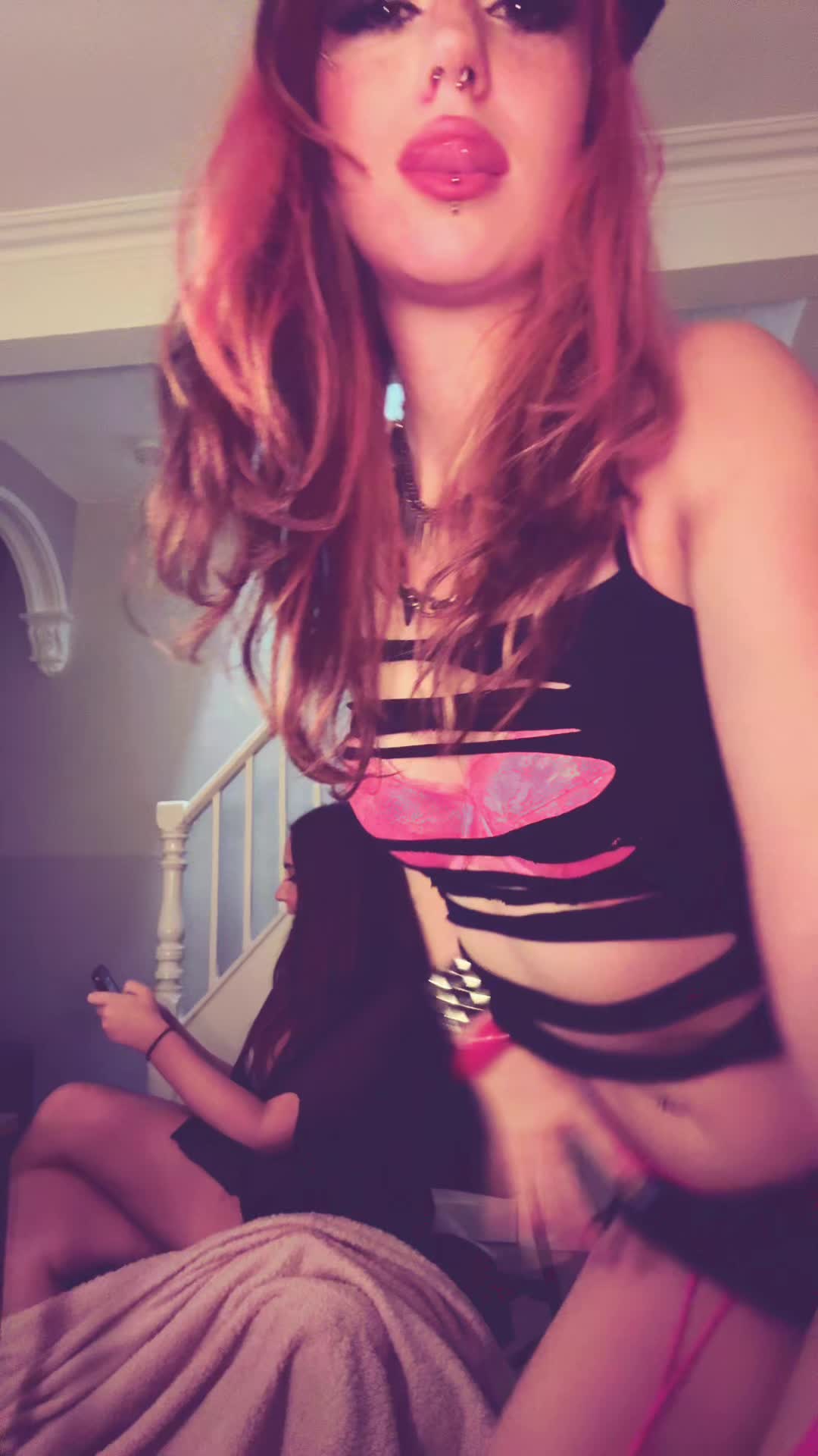 @Issylengdoeee