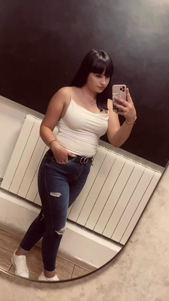 @AXI🖤