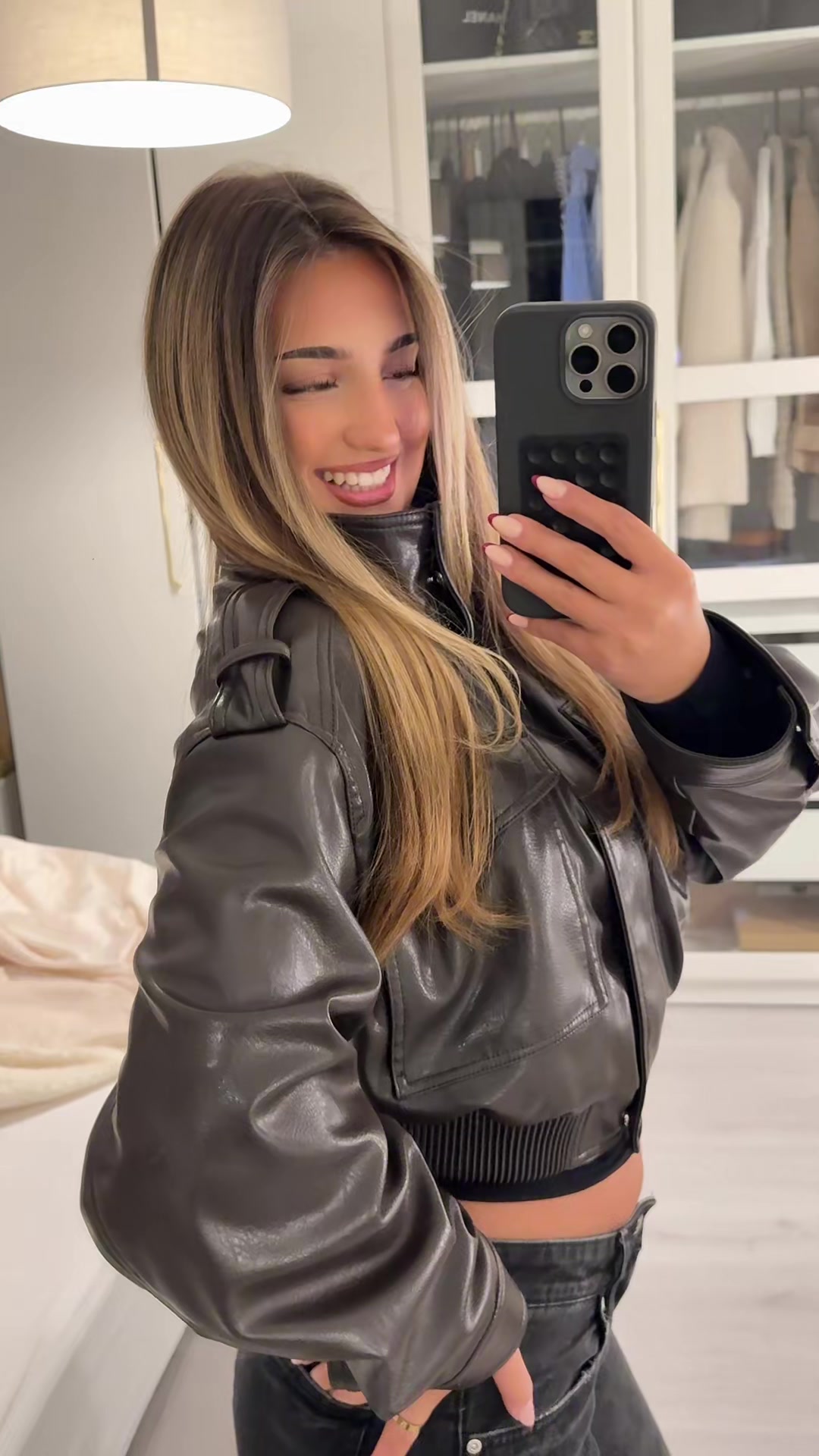 @𝐄𝐊