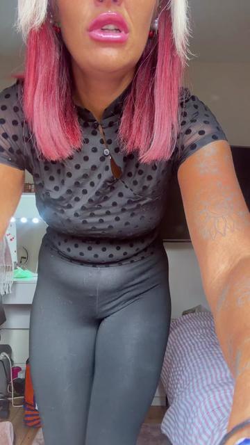 @Shannonpaige🍒🧿