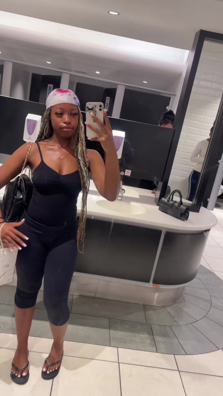 @Chelsy.