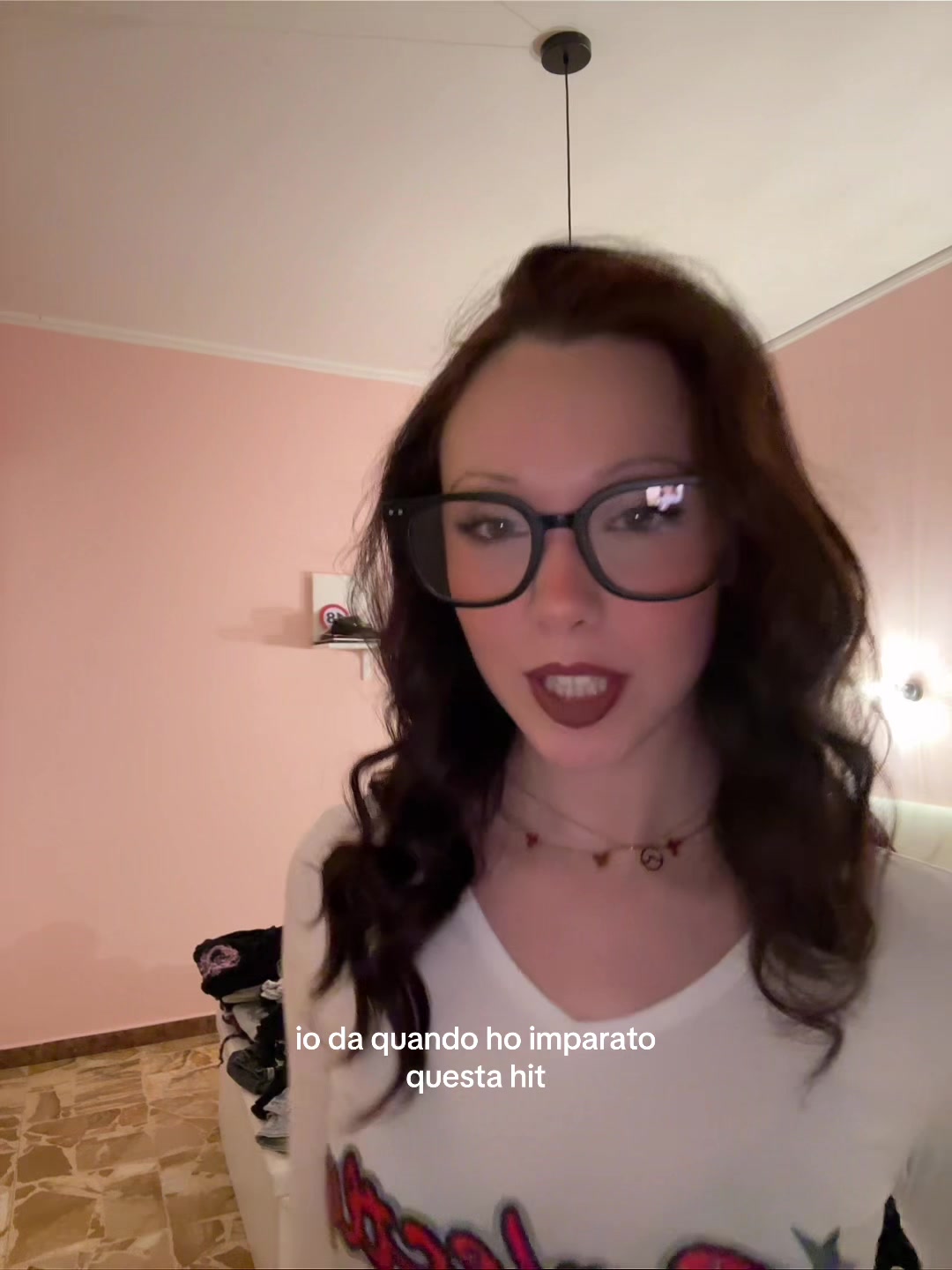 @𝑣𝑖𝑐𝑡𝑜𝑟𝑖𝑎