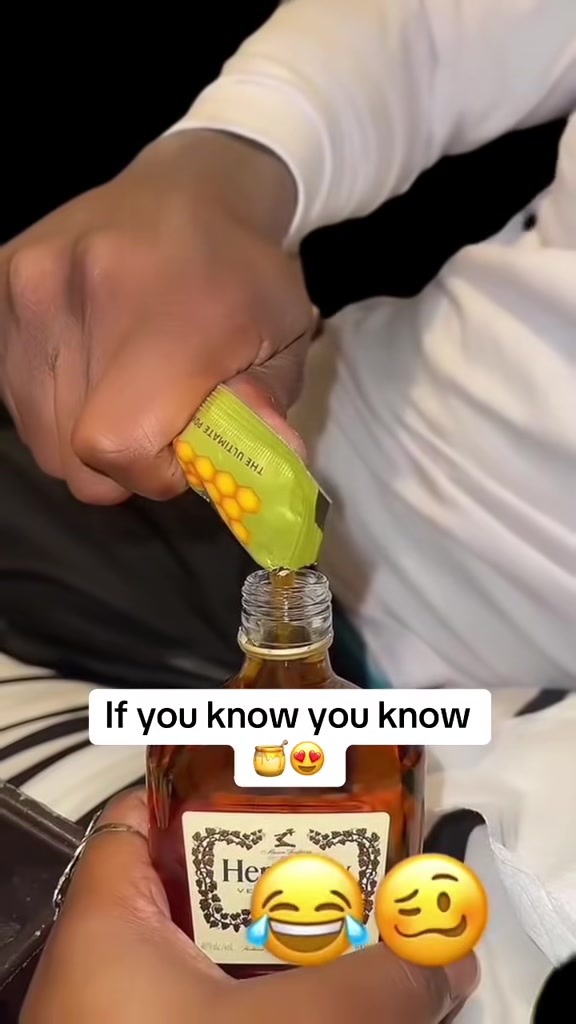 @honeyhubuk1