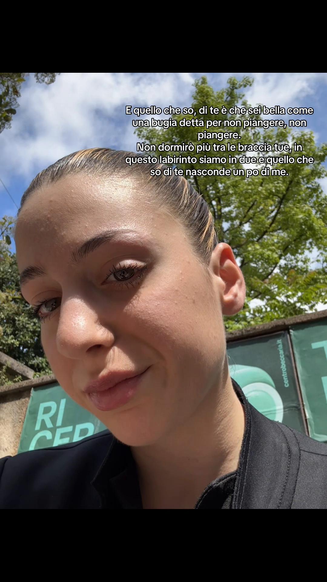 @annaazanella