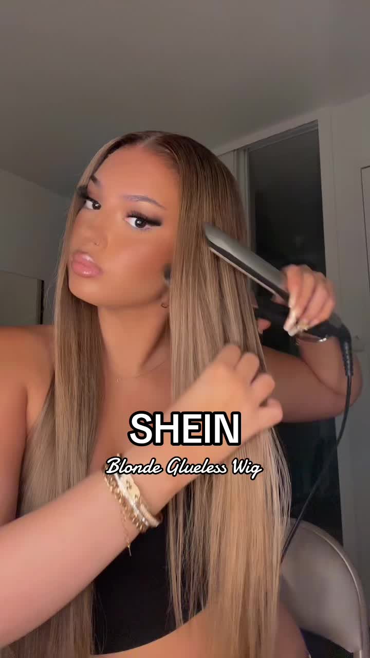@karolina
