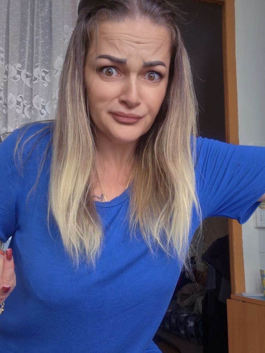 @Cristinazurly 🦂