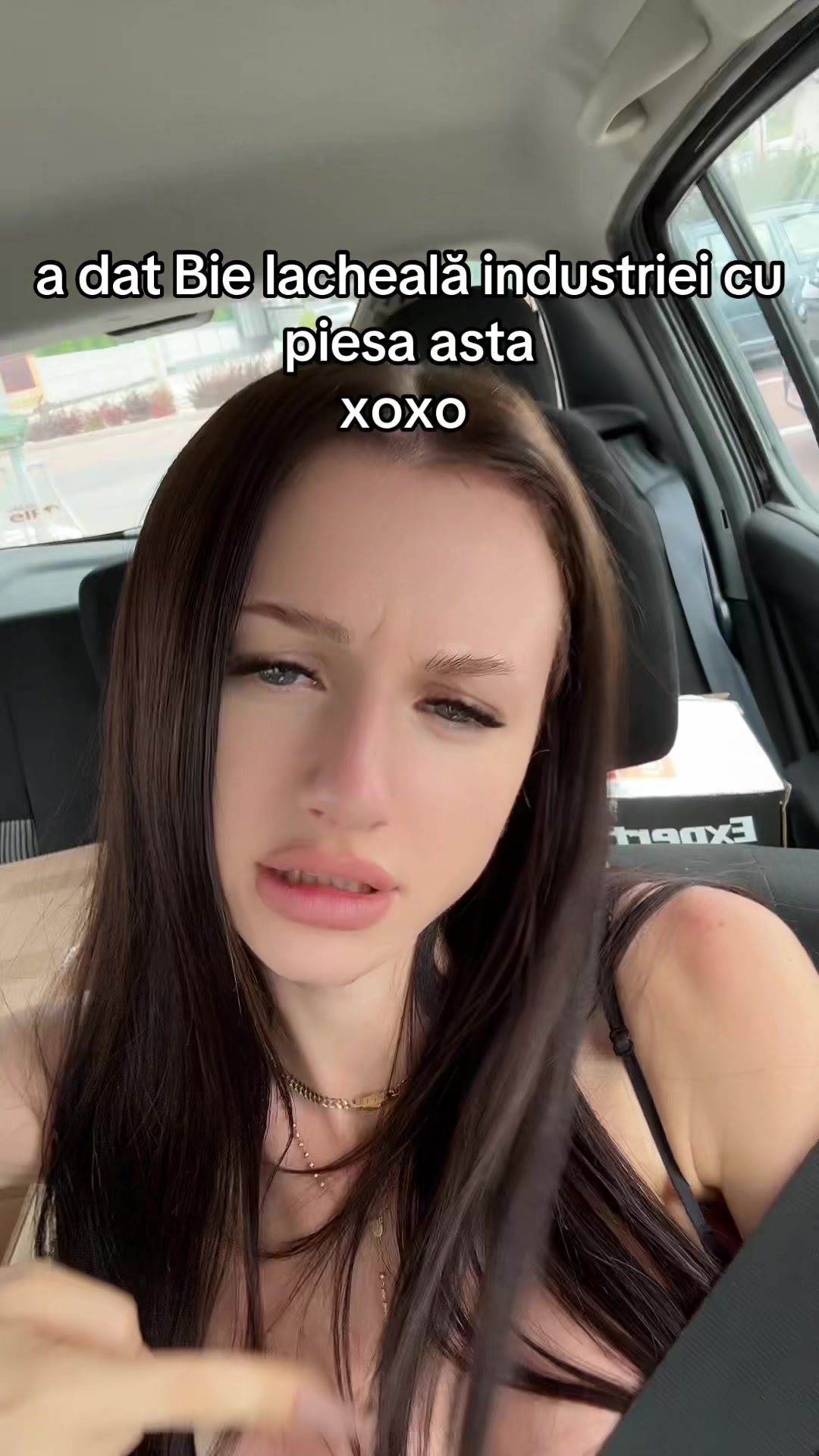 @L9UIZA