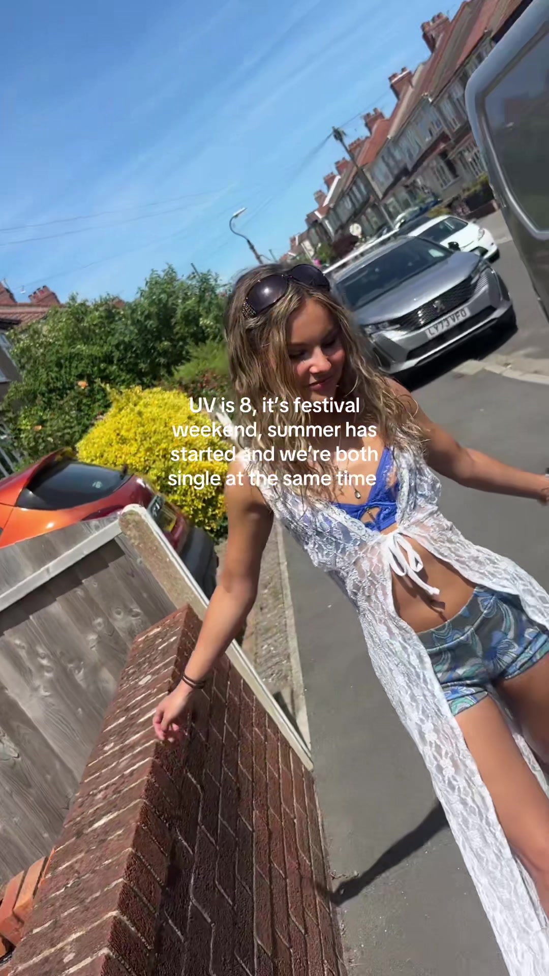 @...