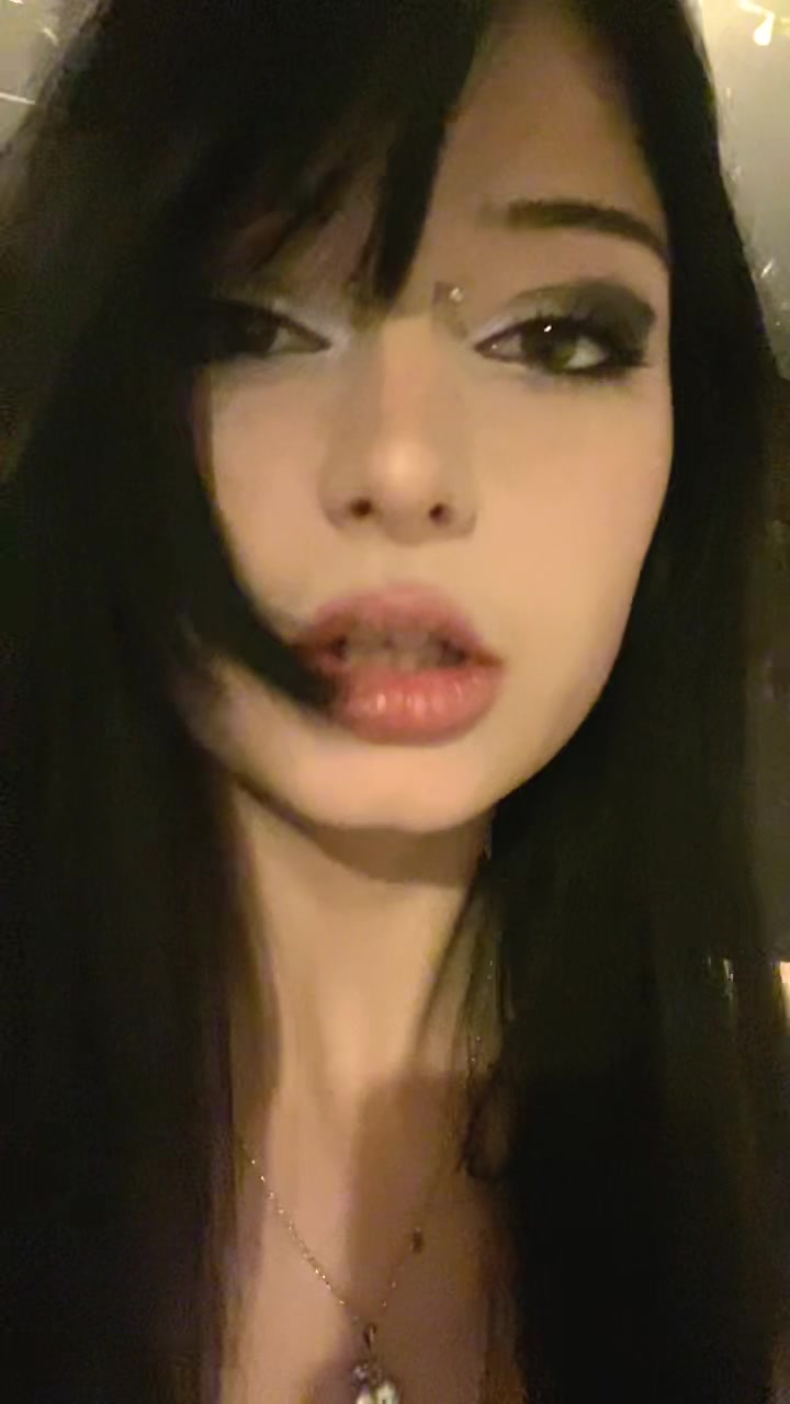@🥩