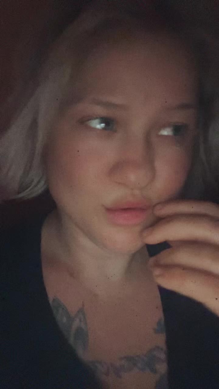 @Nikol Frechov&aacute;