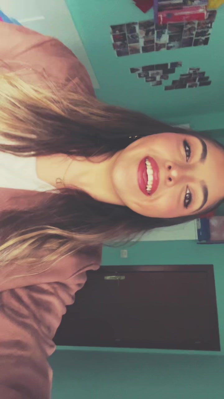 @𝒽𝒶𝒾𝓏𝑒𝒶.