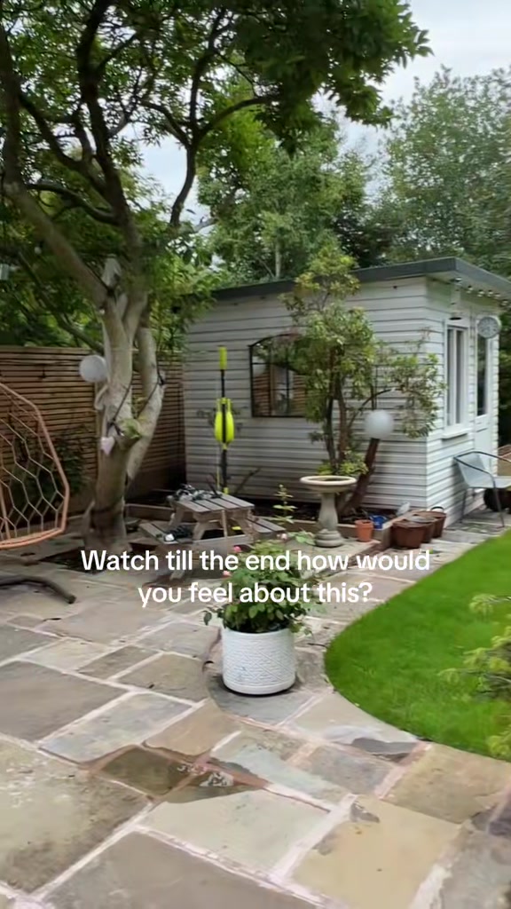 @Victorian House  Jules
