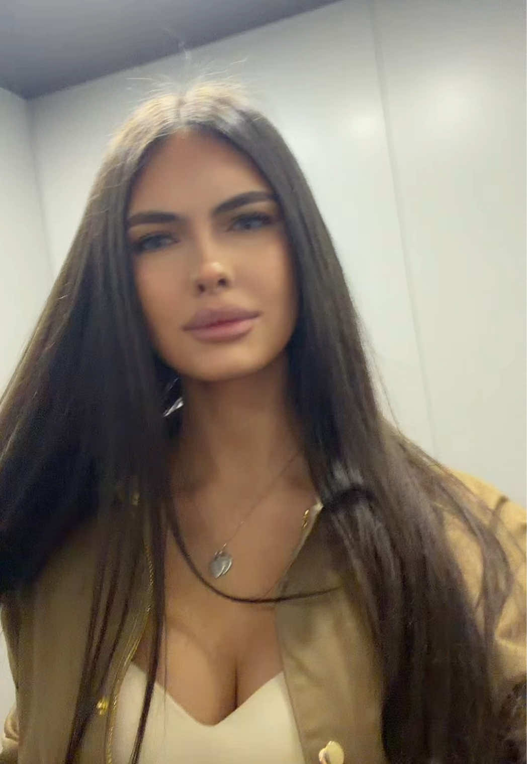 @ariadna