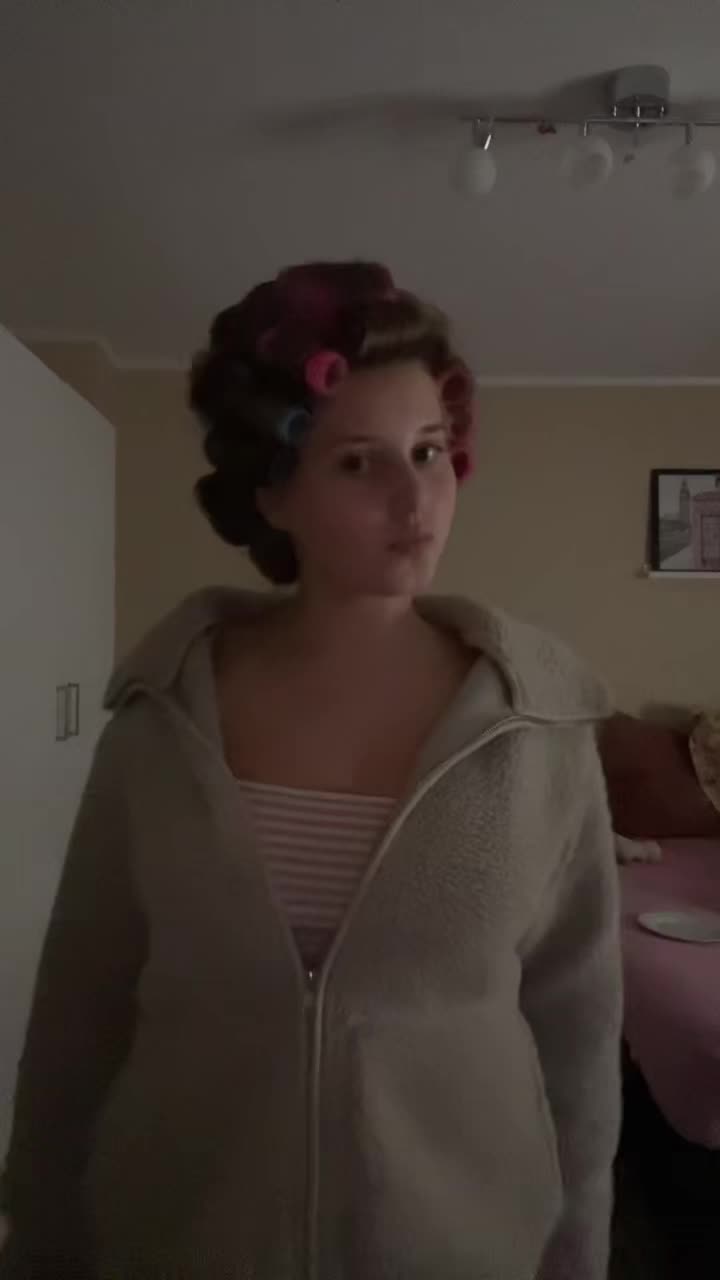 @Juliaflob