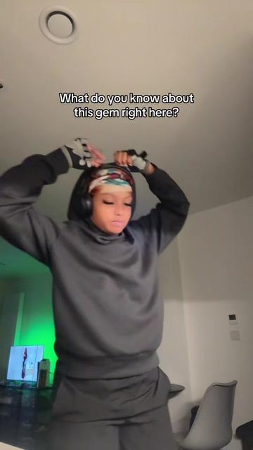 @Li~Li