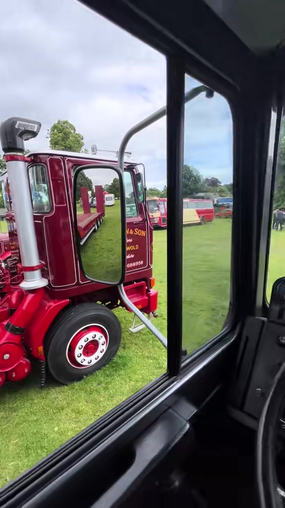 @yorkshirelassuk