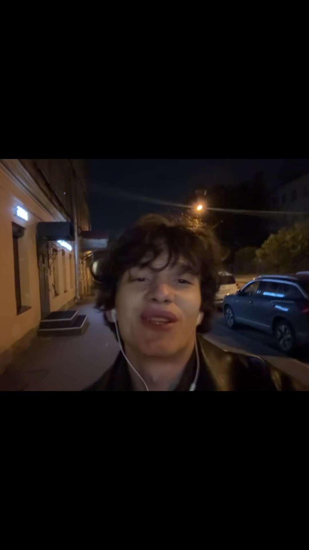 @Ваня Вафлежуйский