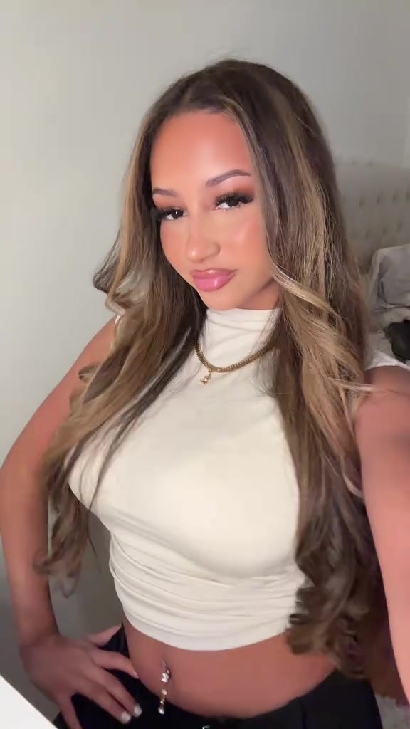 @𝐍𝐞𝐢𝐥𝐚𝐚