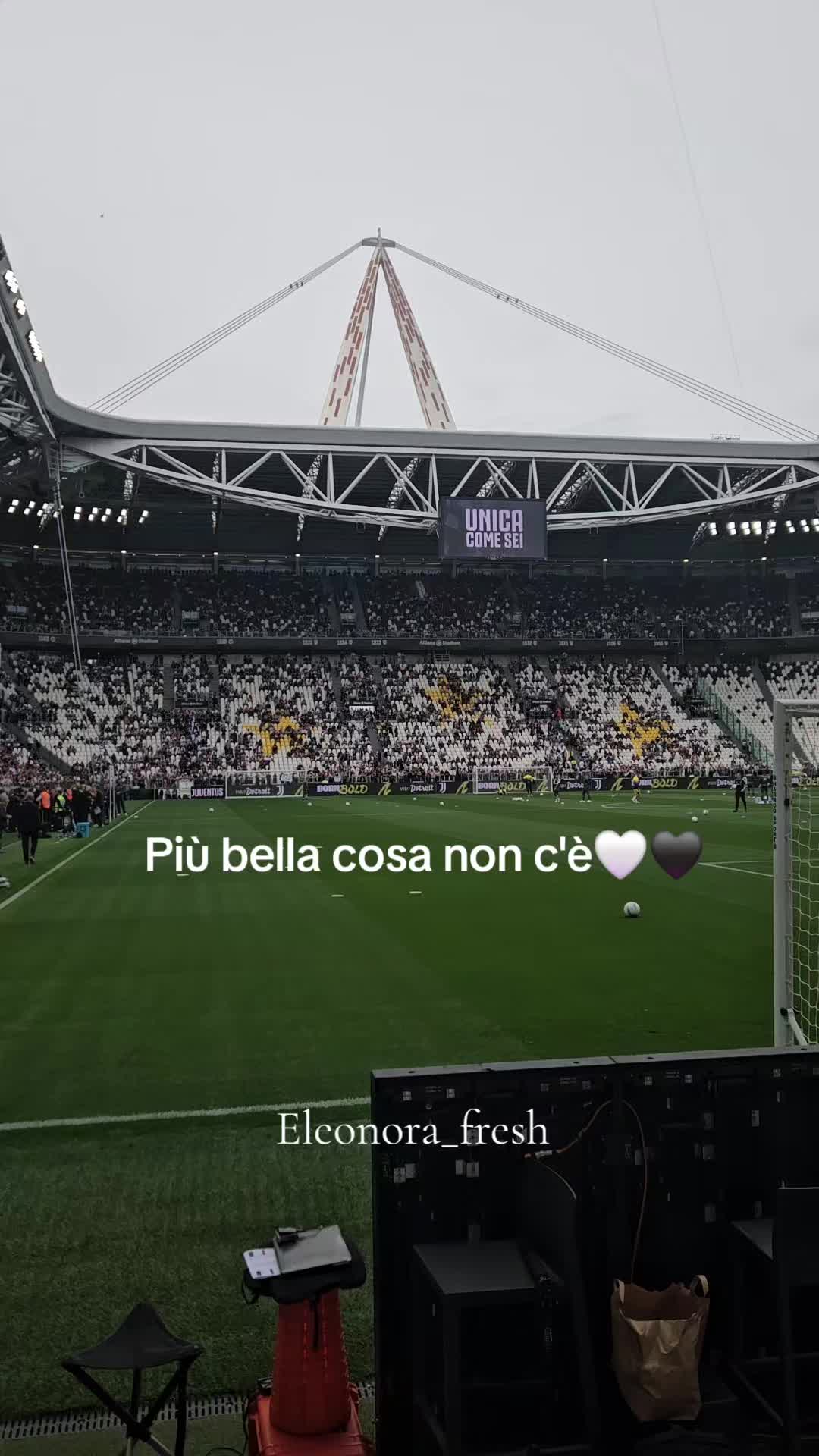 @Eleonora 🤍🖤
