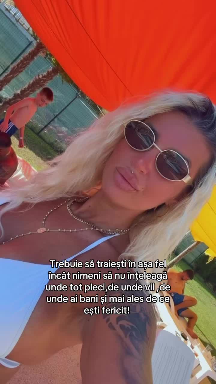 @Alii VonDeea